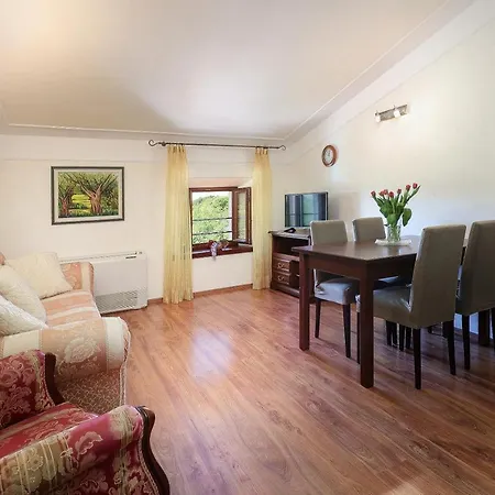 Casa Rustica Dva Baladura Apartment