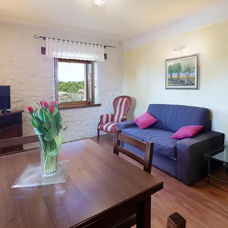 Casa Rustica Dva Baladura Lägenhet Kanfanar