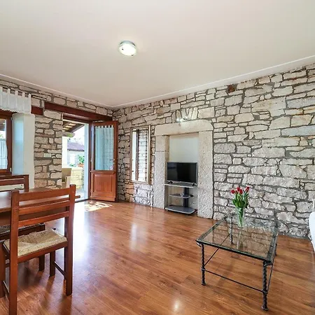 Lägenhet Casa Rustica Dva Baladura *